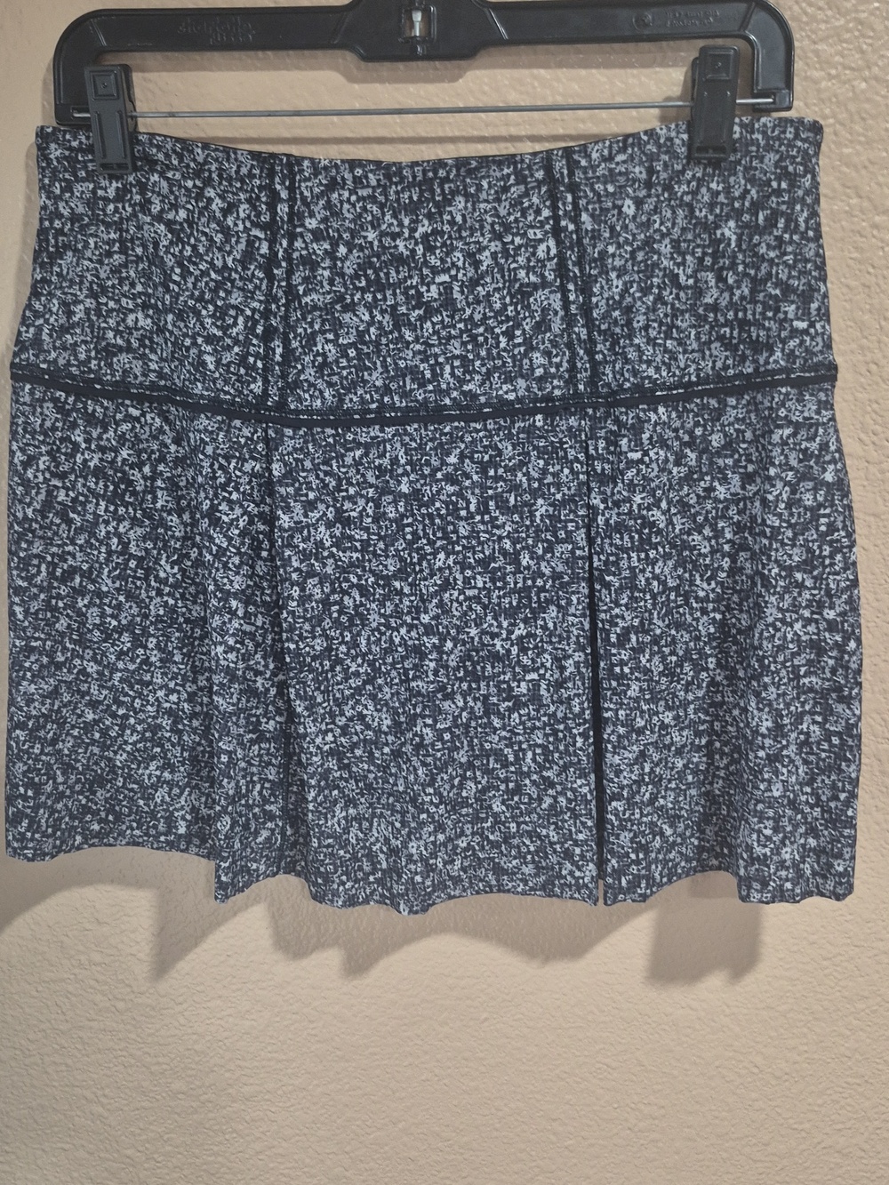 Lululemon Black Women's Athletic Skort with Inner Shorts